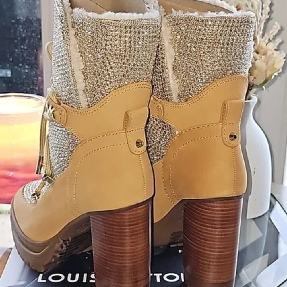 New Michael Kors Boots 7 - Picture 6 of 8
